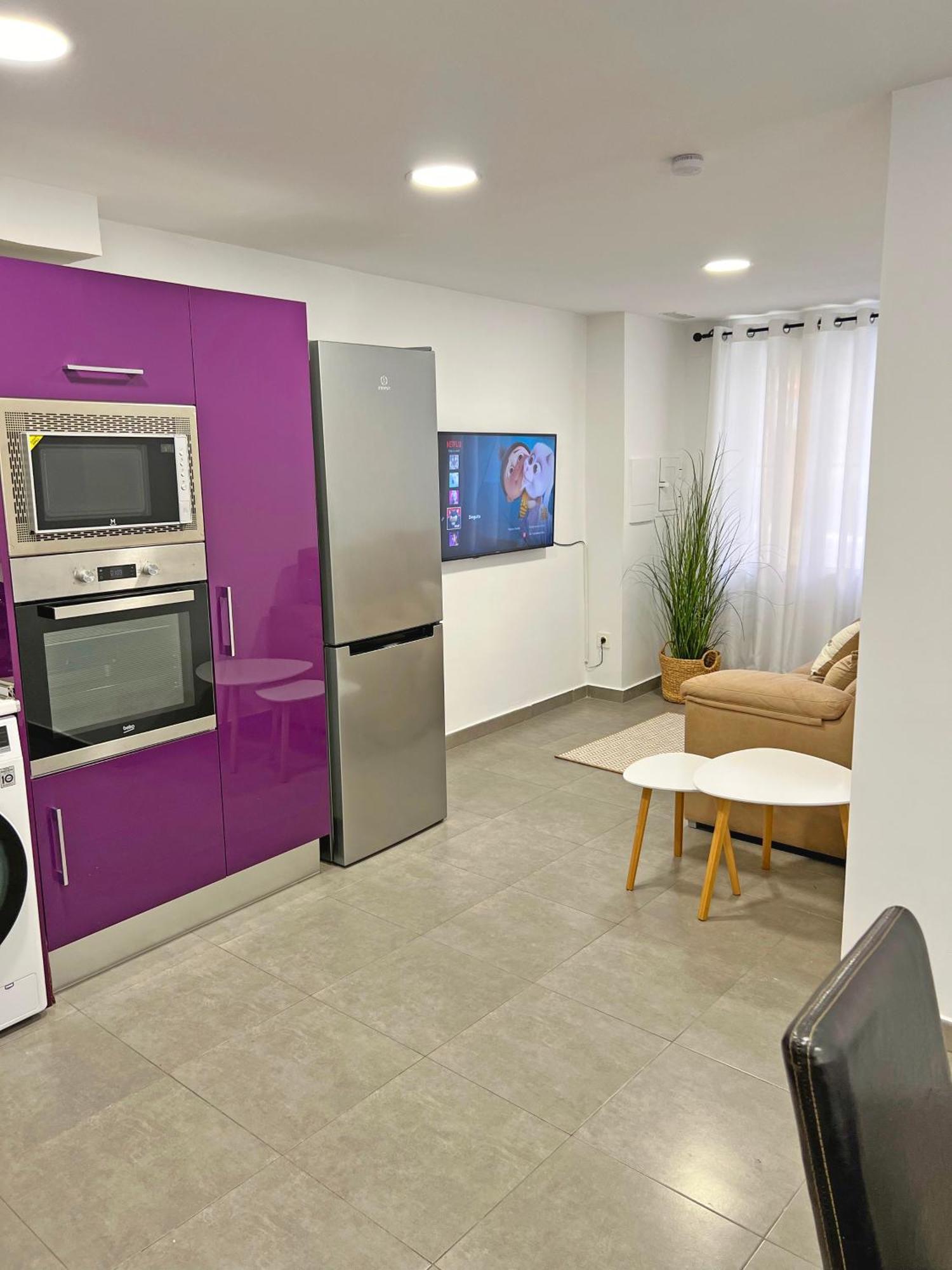 Apartament Reformado. Plaza De Toros. A/c Alicante